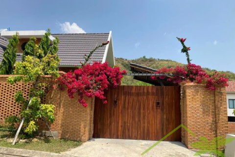 5 bedrooms Villa in Nha Trang,  No. 28059