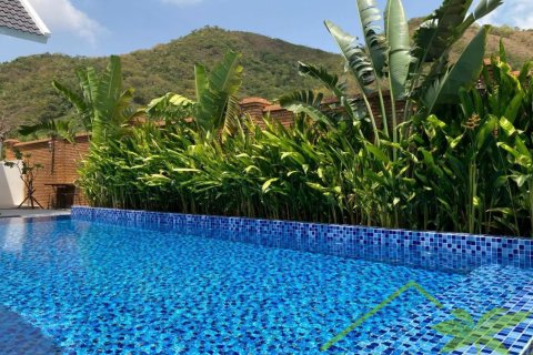 5 bedrooms Villa in Nha Trang,  No. 28059 4