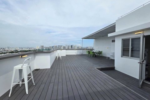 5 bedrooms Penthouse in District 7, Ho Chi Minh,  No. 29979 11