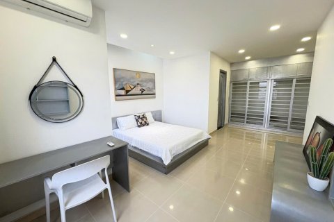 5 bedrooms Penthouse in District 7, Ho Chi Minh,  No. 29979 15