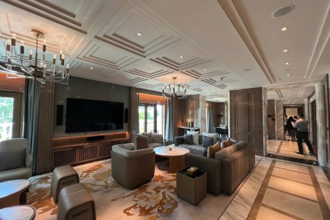 Studio Apartment in Hoan Kiem, Ha Noi, No. 30307
