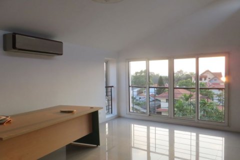 2 bedrooms Villa in Tay Ho, Ha Noi,  No. 26677 15