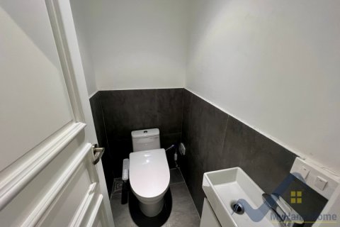 Квартира с 3 спальнями в Лонгбьен, Ханой ,  № 26657 6