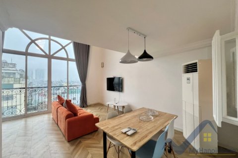 Квартира с 3 спальнями в Лонгбьен, Ханой ,  № 26657