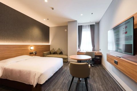 Квартира с 1 спальней в Каузяй, Ханой ,  № 26684