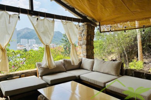 4 bedrooms House in Nha Trang, No. 27753 3