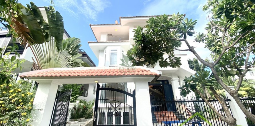 6 bedrooms Villa in Nha Trang,  No. 28763