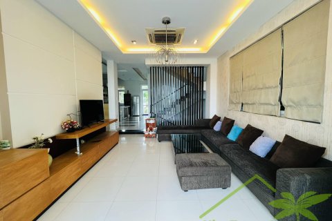 4 bedrooms Villa in Nha Trang,  No. 28764 2