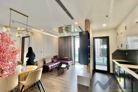 Квартира с 3 спальнями в Лонгбьен, Ханой ,  № 26505