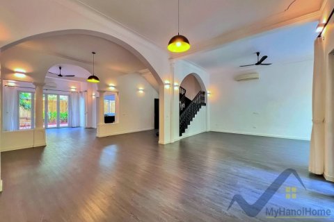 Вилла с 5 спальнями в Тэйхо, Ханой ,  № 26499 3