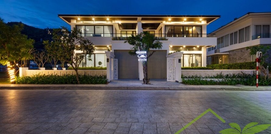 4 bedrooms Villa in Nha Trang,  No. 28523