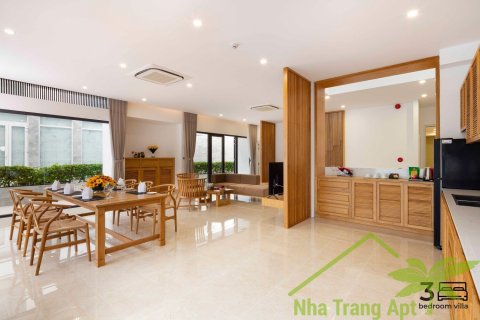 3 bedrooms Villa in Nha Trang, No. 28522 2