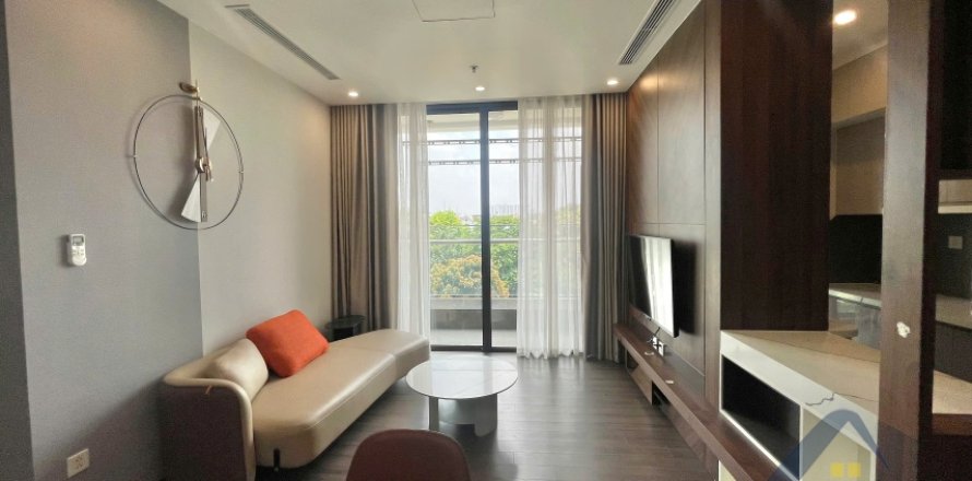 Квартира с 3 спальнями в Лонгбьен, Ханой ,  № 26655