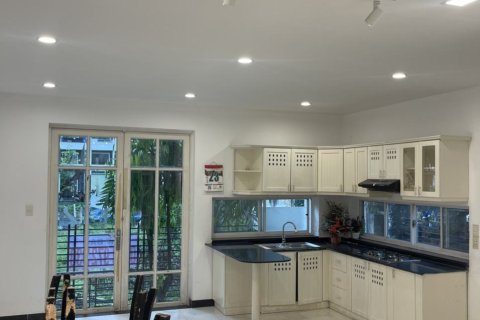 4 bedrooms Villa in District 7, Ho Chi Minh, No. 30052 3
