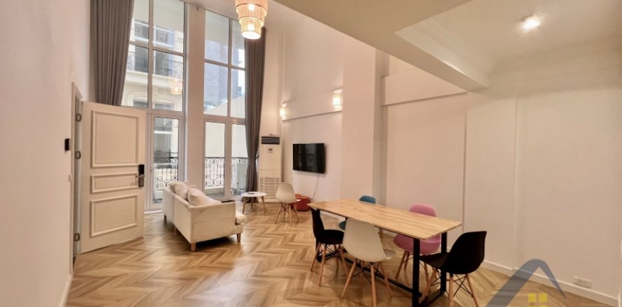 Квартира с 5 спальнями в Лонгбьен, Ханой ,  № 26565