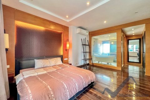 Квартира с 3 спальнями в Тэйхо, Ханой ,  № 26567 12