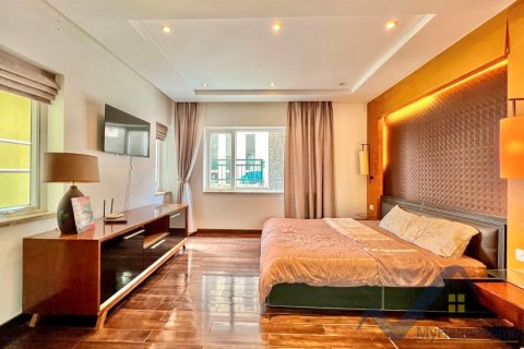 Квартира с 3 спальнями в Тэйхо, Ханой ,  № 26567 11