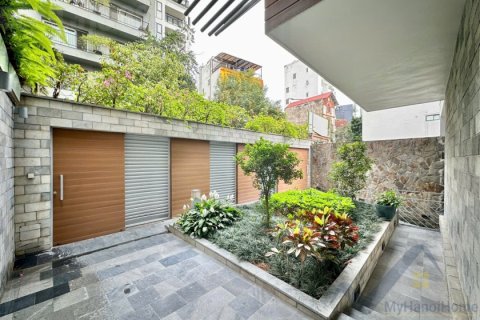 Вилла с 4 спальнями в Тэйхо, Ханой ,  № 26337