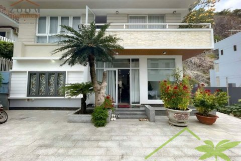 5 bedrooms Villa in Nha Trang,  No. 28076