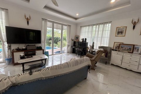 Villa in District 7, Ho Chi Minh,  No. 29973 2