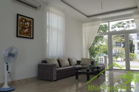 5 bedrooms Villa in Nha Trang, No. 28564 2