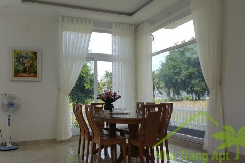 5 bedrooms Villa in Nha Trang, No. 28564 3