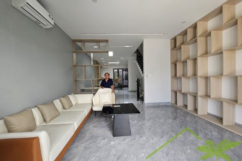 3 bedrooms House in Nha Trang, No. 28139