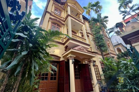 4 bedrooms Villa in Tay Ho, Ha Noi,  No. 20389