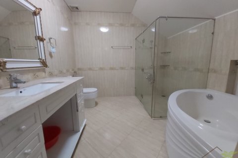 5 bedrooms Villa in Nha Trang,  No. 10600 16