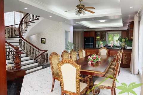 5 bedrooms Villa in Nha Trang,  No. 10600 20