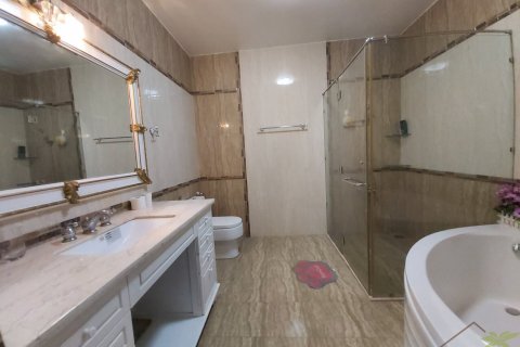 5 bedrooms Villa in Nha Trang,  No. 10600 11