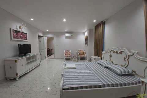 5 bedrooms Villa in Nha Trang,  No. 10600 13