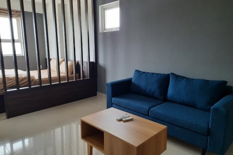 Квартира студия в Тхузаумот,  № 25717 3