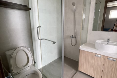 Квартира студия в Тхузаумот,  № 25717 12