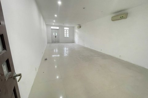 100m2 Townhouse in Ho Chi Minh,  No. 29990 4