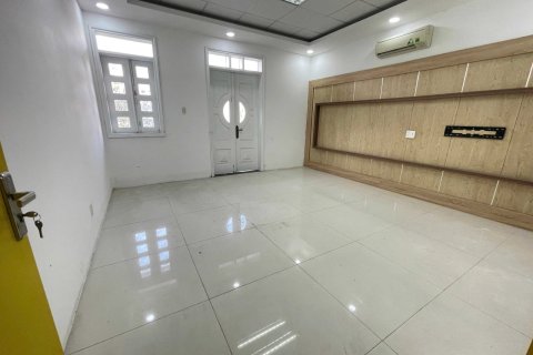 100m2 Townhouse in Ho Chi Minh,  No. 29990 5