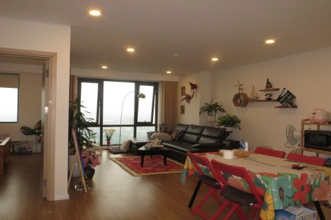 Квартира с 2 спальнями в Лонгбьен, Ханой ,  № 19477