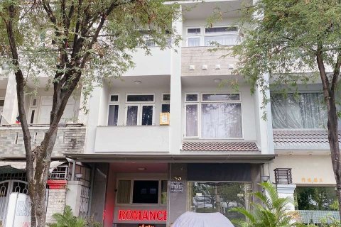 Studio Townhouse in District 7, Ho Chi Minh,  No. 26101