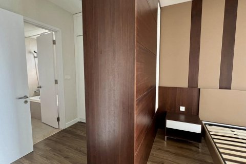 Квартира с 3 спальнями в Тхудык, Хошимин , № 29620 3