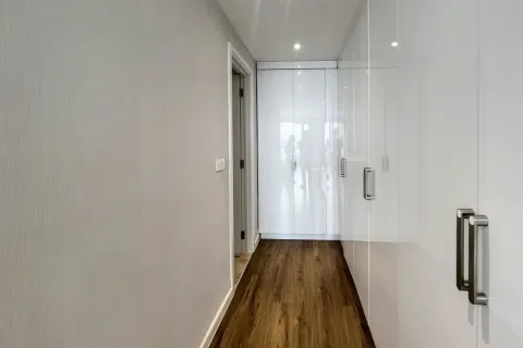 4 bedrooms Apartment in Ho Chi Minh, No. 27527 8