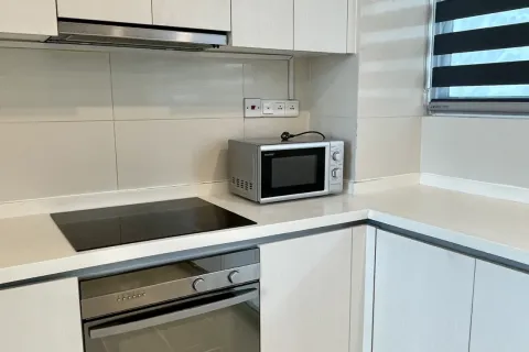 Дуплекс с 5 спальнями в Тхудык, Хошимин ,  № 27526 3
