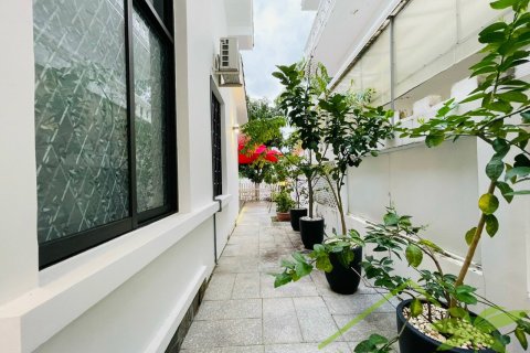 2 bedrooms Villa in Nha Trang,  No. 28084 9