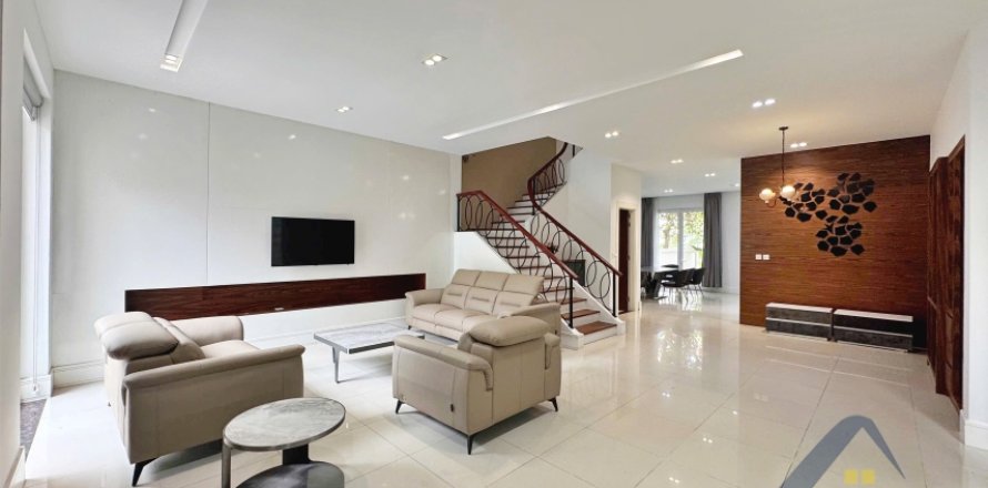 4 bedrooms Villa in Long Bien, Ha Noi,  No. 20312