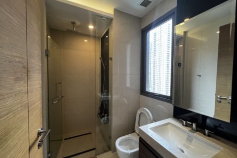 Квартира с 2 спальнями в Тхудык, Хошимин ,  № 26982 5