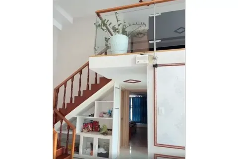 Квартира с 3 спальнями в Тхудык, Хошимин , № 29575 3
