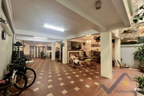 Вилла с 4 спальнями в Тэйхо, Ханой ,  № 26479