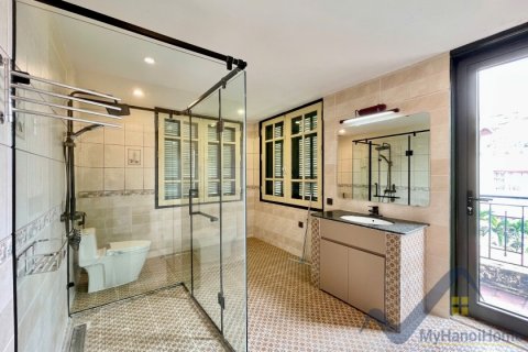 Квартира с 3 спальнями в Лонгбьен, Ханой , № 26475 19