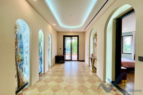 Квартира с 3 спальнями в Лонгбьен, Ханой , № 26475 6