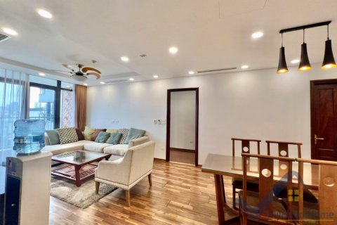 Квартира с 3 спальнями в Тэйхо, Ханой ,  № 26596