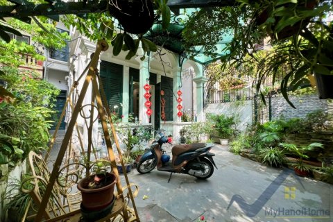 3 bedrooms Villa in Tay Ho, Ha Noi,  No. 26599